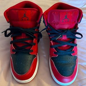 Almost new hardly used if in the Bronx I will deliver free